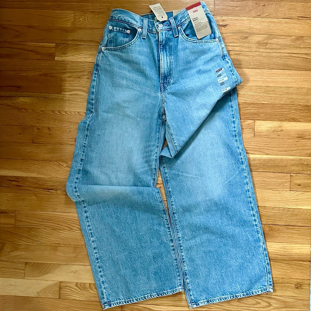 Levi's Women's Light Blue Jeans